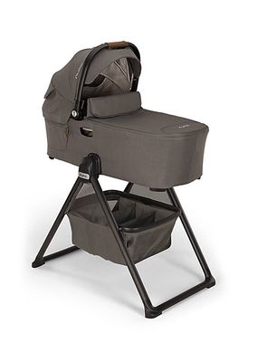 DEMI Next Bassinet and Stand