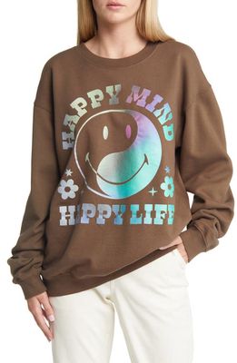 Desert Dreamer Women's Happy Graphic Sweatshirt in Washed Brown