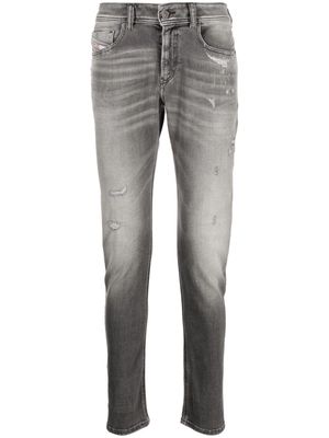 Diesel 1979 Sleenker distressed jeans - Grey