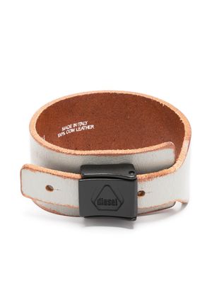 Diesel buckle-fastening leather bracelet - Grey