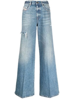 Diesel distressed bootcut jeans - Blue