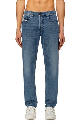 DIESEL® 2023 D-Finitive Tapered Jeans in Denim 