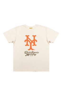 DIET STARTS MONDAY x '47 Mets Insignia Graphic T-Shirt in Antique White