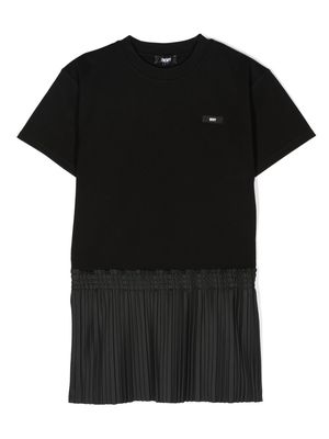 Dkny Kids logo-patch pleated T-shirt dress - Black