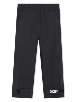 Dkny Kids logo-patch straight-leg trousers - Black