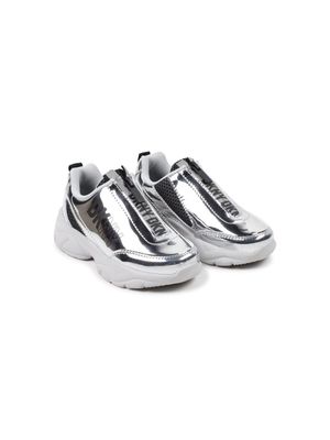 Dkny Kids logo-print panelled metallic sneakers - Silver