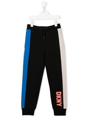 Dkny Kids logo-print tapered joggers - Black