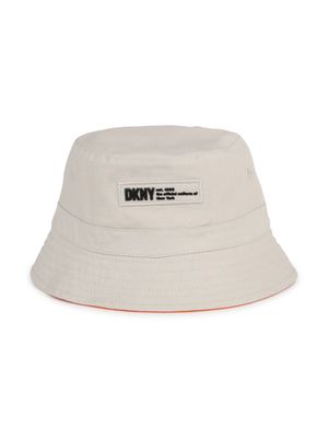 Dkny Kids reversible cotton bucket hat - Neutrals