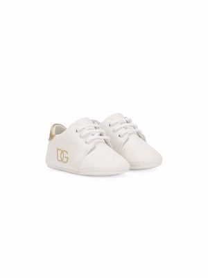 Dolce & Gabbana Kids DG-logo suede sneakers - White