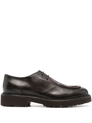 Doucal's almond-toe leather oxford shoes - Brown