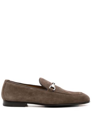 Doucal's horsebit-embelished suede loafers - Brown