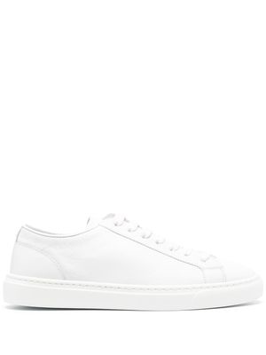 Doucal's lace-up leather sneakers - White