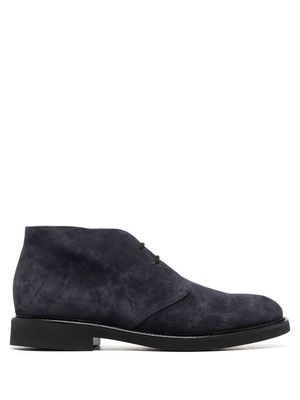 Doucal's lace-up suede desert boots - Blue