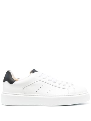 Doucal's leather low-top sneakers - White