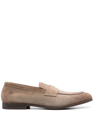 Doucal's penny-slot suede loafers - Brown