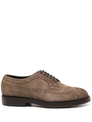 Doucal's round-toe suede brogues - Brown