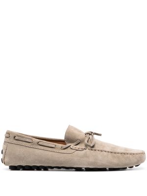 Doucal's tie-fastening suede loafers - Neutrals