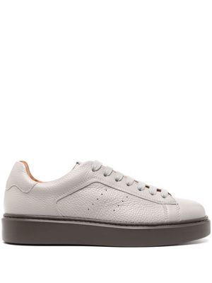 Doucal's tumbled leather sneakers - Grey