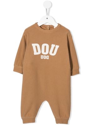 Douuod Kids logo-print romper - Brown