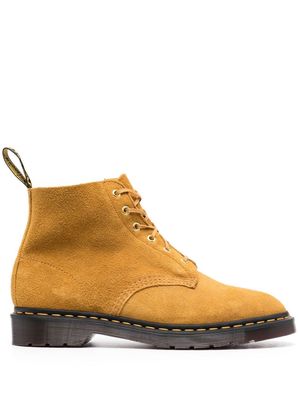 Dr. Martens lace-up suede boots - Yellow