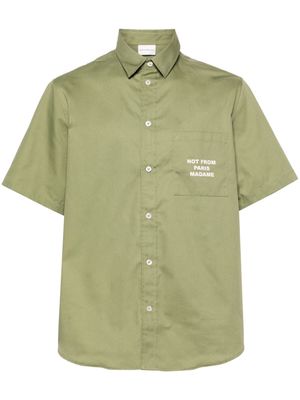 Drôle De Monsieur slogan-print twill shirt - Green
