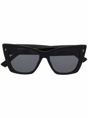 Dsquared2 Eyewear debossed-logo cat-eye sunglasses - Black