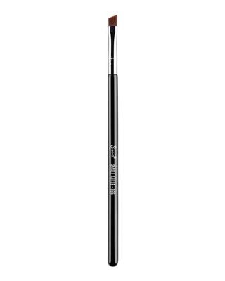 E65 Small Angle Eyeliner Brush