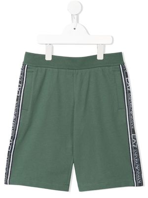 Ea7 Emporio Armani logo side panel shorts - Green