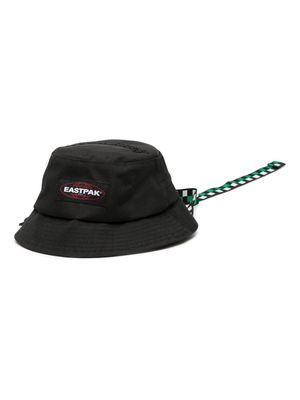 Eastpak x Pleasures bucket hat - Black