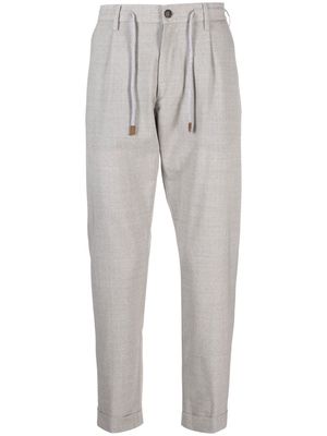 Eleventy mid-rise tapered-leg trousers - Grey