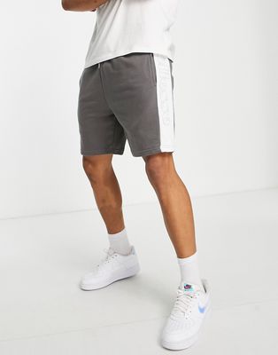 ellesse color blocked short with logo in gray