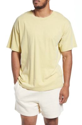 Elwood Men's Core Oversize Cotton Jersey T-Shirt in Vintage Yellow