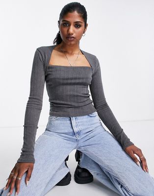 Emory Park slinky square neck top with long sleeves in dark charcoal-Gray