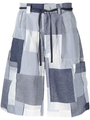 Emporio Armani geometric-pattern print bermuda shorts - Blue