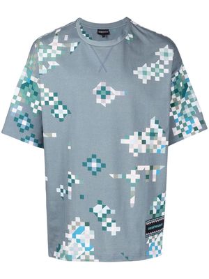 Emporio Armani geometric-print cotton T-shirt - F514 F.MEX VERDE