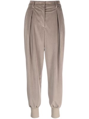 Emporio Armani high-waisted pleated tapered trousers - Brown