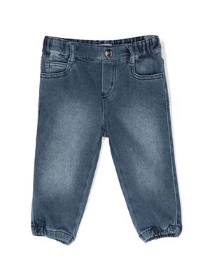 Emporio Armani Kids embroidered-logo stretch-cotton jeans - Blue