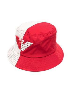 Emporio Armani Kids two-tone Eagle bucket hat - Red