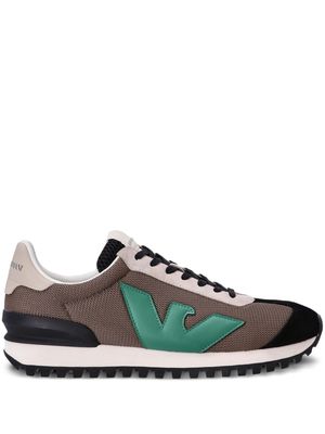 Emporio Armani logo-patch low-top sneakers - Brown