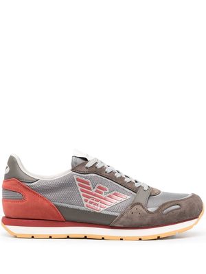 Emporio Armani panelled low-top sneakers - Brown