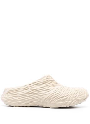 Emporio Armani slip-on textured sandals - Neutrals