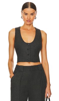 Equipment Charlie Vest in Charcoal