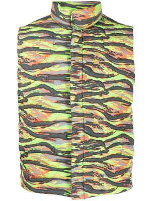 ERL camouflage-print quilted puffer gilet - Green
