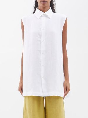 Eskandar - Side-slit Linen Sleeveless Shirt - Womens - White