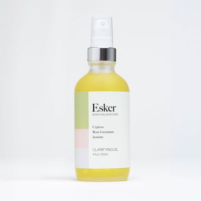 Esker Beauty Clarifying Body Oil 4
