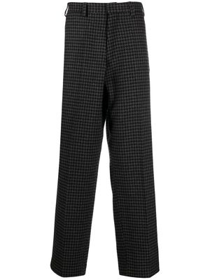 Etudes Mile houndstooth-print trousers - Black