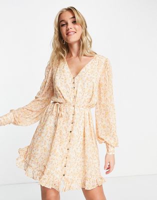 Ever New flippy hem mini tea dress in peach ditsy floral-Orange