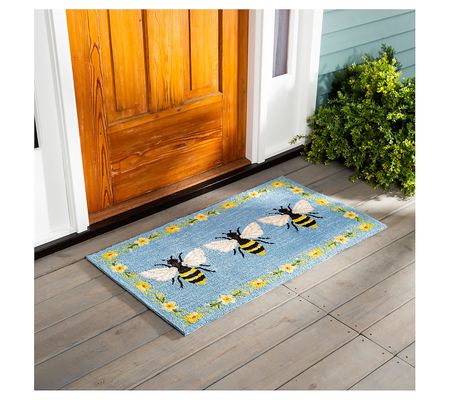 Evergreen 24"x42" 3 Bees Hooked Polypropylene A ccent Rug