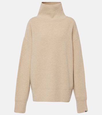 Extreme Cashmere Nisse cashmere turtleneck sweater