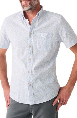 Faherty Breeze Short Sleeve Button-Down Shirt in Sky Canopy Print